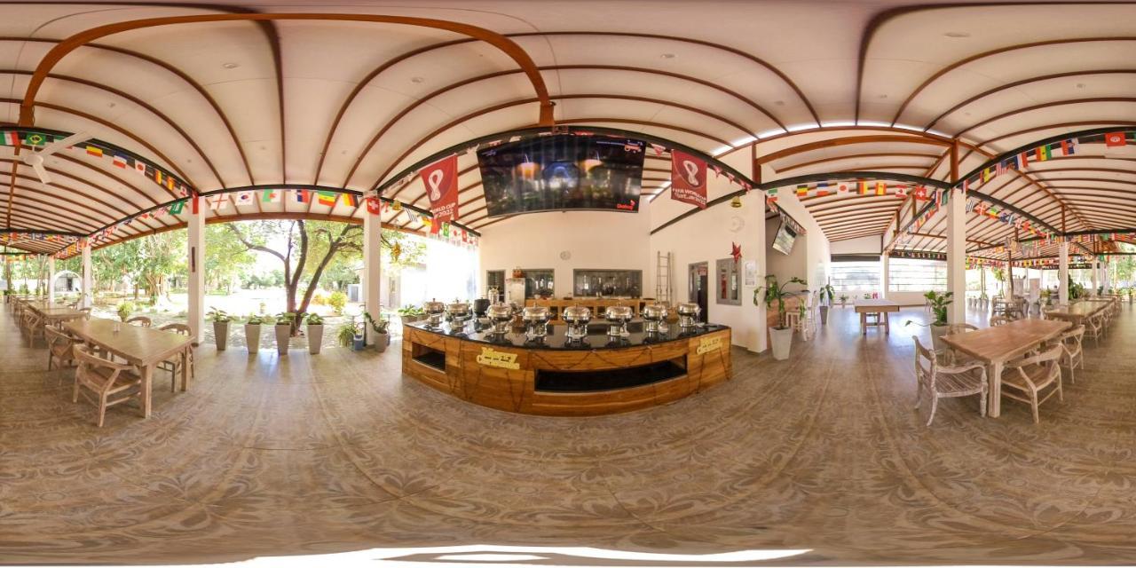 Nivadoo Resort Sigiriya Buitenkant foto 360° panorama of the cafeteria at the University of Novi Sad
